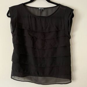 Lily White black valance blouse, size Small